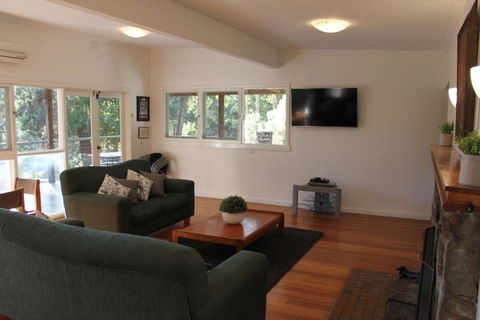 Sunny Corner Lake Eildon - Accommodation China 3