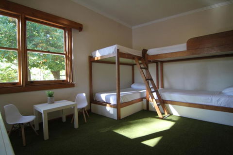Sunny Corner Lake Eildon - Accommodation China 4