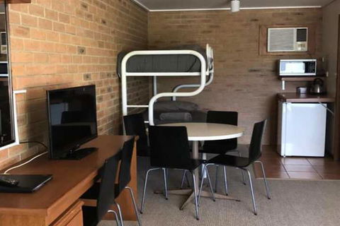 Quays Motel San Remo - Accommodation Guide 1