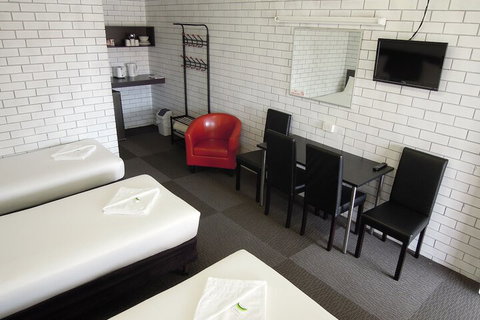 Jackaroo Apartments - Accommodation Asia 7