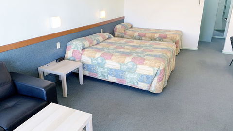 Geraldton Motor Inn - Accommodation Asia 4
