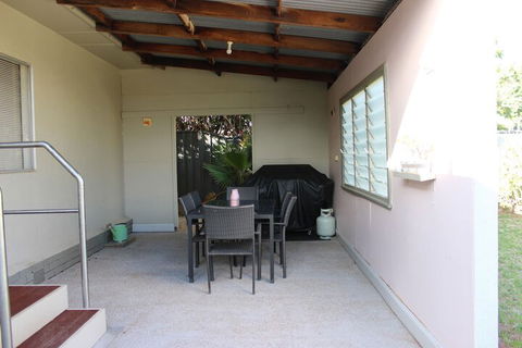 Indulge Homes - 77 Olive - Accommodation Asia 6