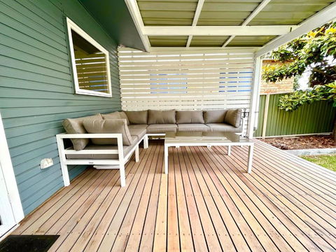 Hayes Beach House Jervis Bay Pet Friendly Award Winner Fireplace - Accommodation Asia 4