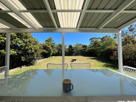 Hayes Beach House Jervis Bay Pet Friendly Award Winner Fireplace - Accommodation Asia 1