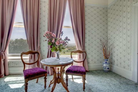 Highton Manor - Accommodation Guide 5