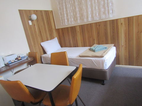Twin City Motor Inn - Accommodation Asia 5