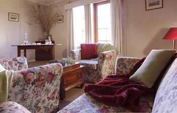 Redcliffe House - Accommodation Guide 1