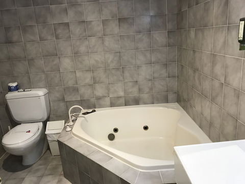 Tea Gardens Motel - Accommodation Asia 6