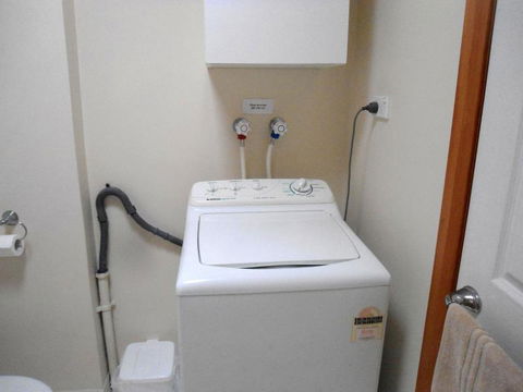 Ashwood Apartment Bellerive - Accommodation Guide 3