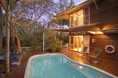 Kims Beachside Retreat - Accommodation Asia 4