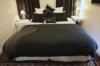 Candlelight Cottages - Accommodation Asia 2