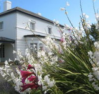 The Grove Cottages - Accommodation Asia