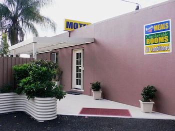 Chinchilla Motel - Accommodation Guide 0