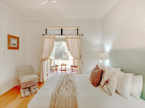 Billabong Moon - Accommodation Asia 1