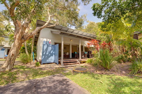 Mobys Beachside Retreat - Accommodation Asia 2