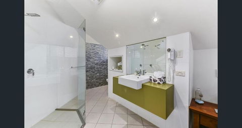 Merlot Verdelho Townhouses - Accommodation Asia 1