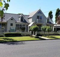 Creek Cottage Bed  Breakfast - Accommodation Guide