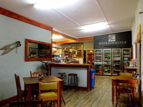 Willalooka Tavern - Accommodation Guide 3