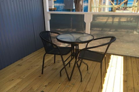 Australian Motor Homes Tourist Park - Accommodation Guide 0