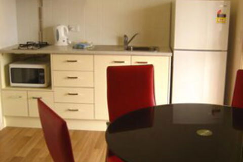 Australian Motor Homes Tourist Park - Accommodation Guide 5