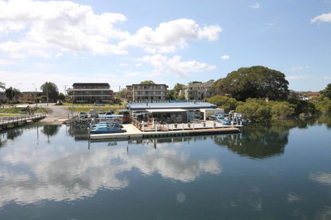 CHILL OUT LAKESIDE At FORSTER - Accommodation Guide 3