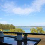 CHILL OUT LAKESIDE At FORSTER - Accommodation Guide 0