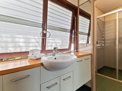 Laguna House - Accommodation China 1