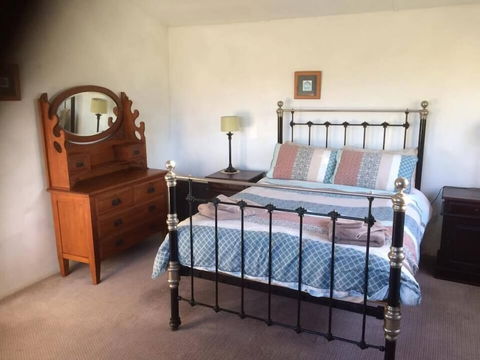 Abington Farm - Accommodation Guide 6