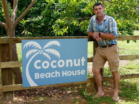 Coconut Beach House - Accommodation Guide 5