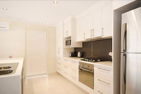 Fringe Apartments - Accommodation Guide 6