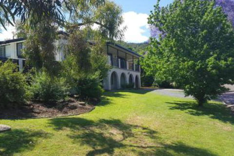 Tamworth Exclusive B & B - Accommodation Asia 0