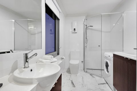 Attika Hotel - Accommodation Asia 6