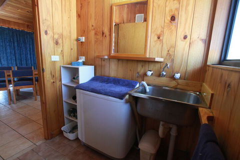 Woodbine Park Eco Cabins - Accommodation Asia 6