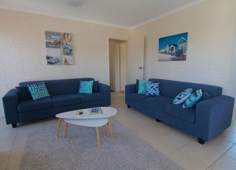 The Sands Holiday Apartments - Accommodation Asia 5