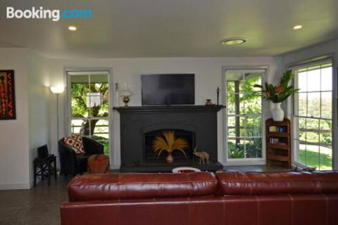 Secrets At Cedar Grove - Accommodation Guide 7