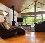 Romantic Treehouse Getaway - Accommodation Asia