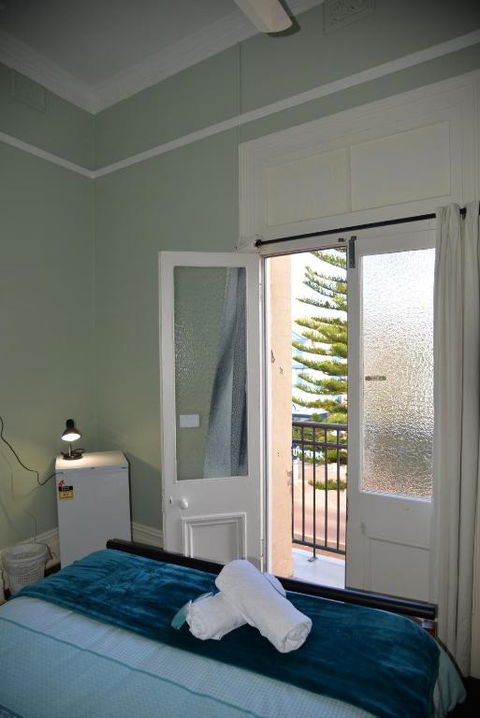 Geraldton Backpackers - Accommodation Asia 6