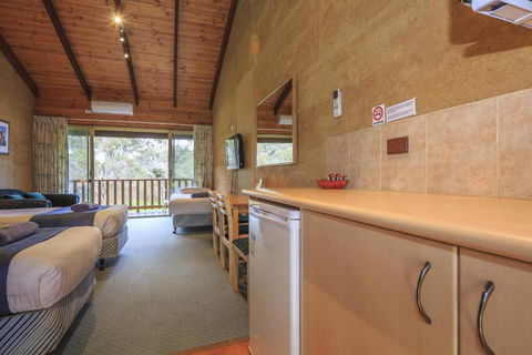 The Koorabup Motel - Accommodation Guide 5