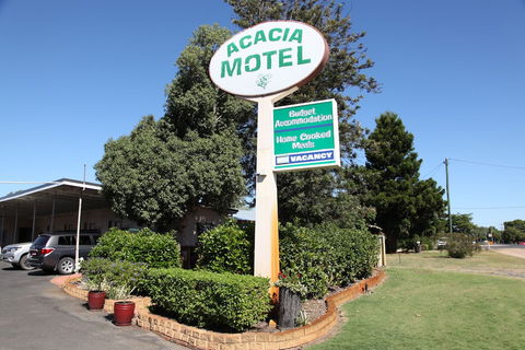 Acacia Motel - Accommodation Guide 3