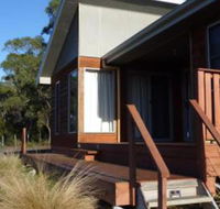 Yakkalla Holiday Cottage - Accommodation Guide