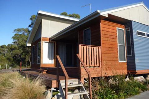 Yakkalla Holiday Cottage - Accommodation Guide 3