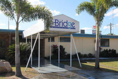Burdekin Motor Inn - Accommodation Guide 2