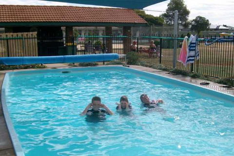 Rivergum Motel - Accommodation Asia 3