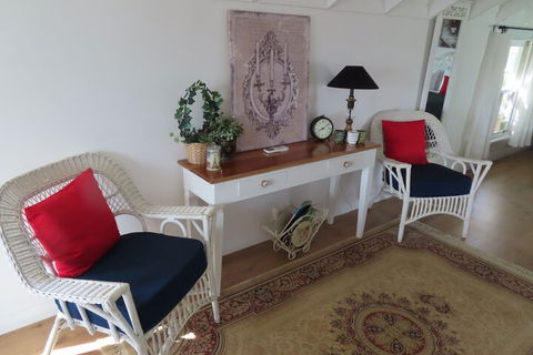 Maison De May Boutique Bed & Breakfast - Accommodation Guide 7