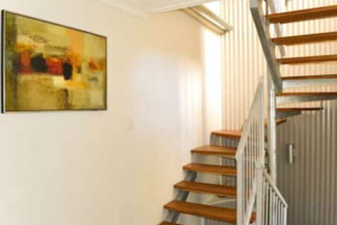 Seaspray Apartments - Accommodation Asia 4