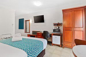 The Coffee House Apartments & Bistro - Accommodation Asia 2