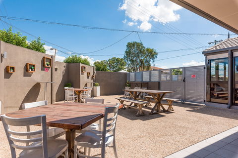 The Stirling Hotel Rockhampton - Accommodation Asia 11