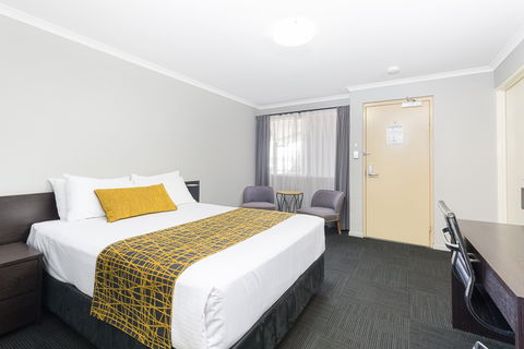 The Stirling Hotel Rockhampton - Accommodation Asia 17