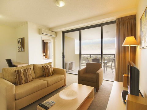 Oaks 212 Margaret - Accommodation Guide 3
