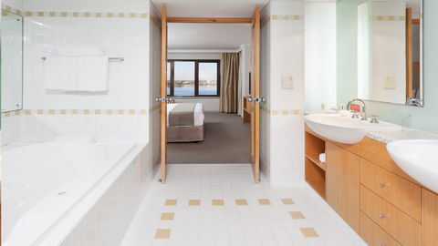 Crowne Plaza Perth - Accommodation Asia 13